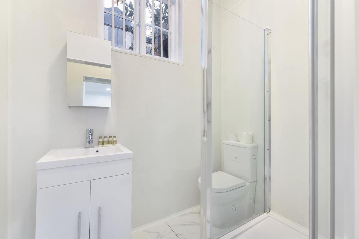 2 Bed Piccadilly Apartment 2 London Luaran gambar